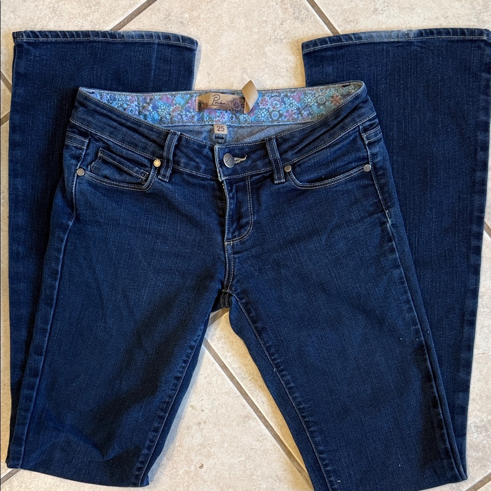 PAIGE Women's Floral Accent Blue Jeans